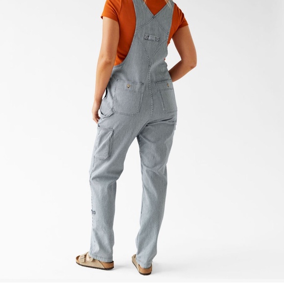 NWT Duluth Trading Co Rootstock Gardening Overalls size small length 31” - Picture 6 of 6